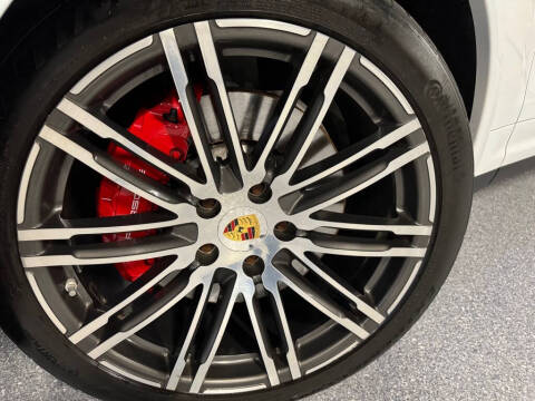 2016 Porsche Cayenne Turbo