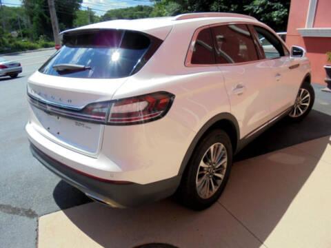 2019 Lincoln Nautilus Select