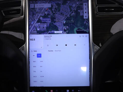 2015 Tesla Model S 70D