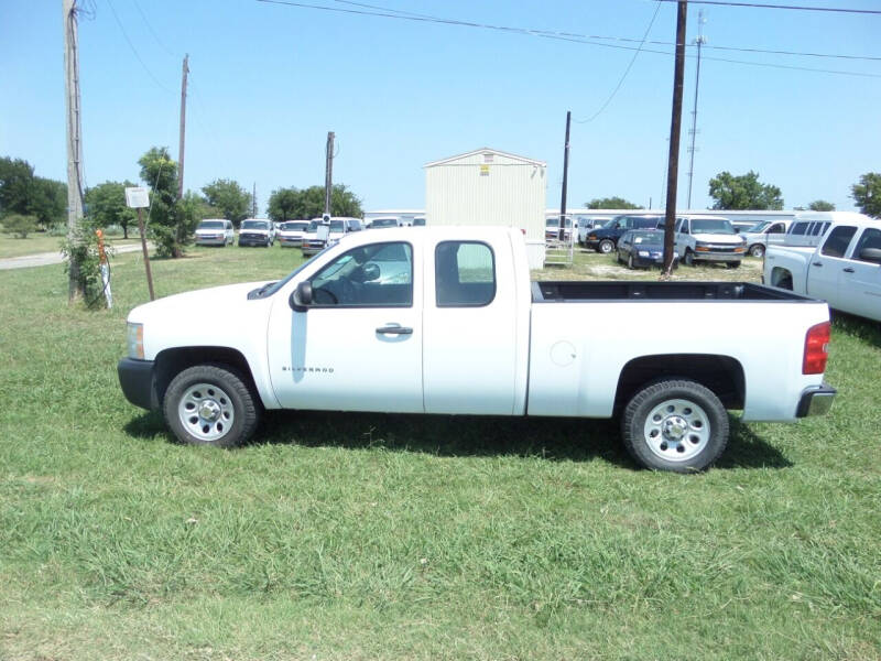 2010 Chevrolet Silverado 1500 for sale at AUTO FLEET REMARKETING, INC. in Van Alstyne TX