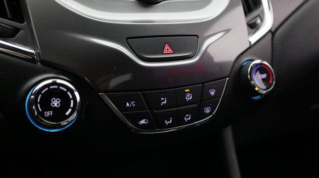 2018 Chevrolet Cruze LT Auto