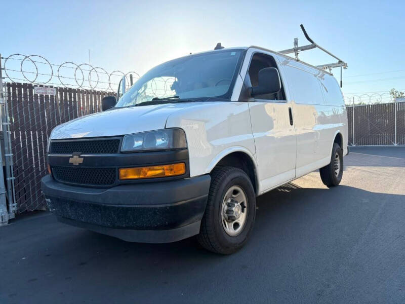 2022 Chevrolet Express 2500