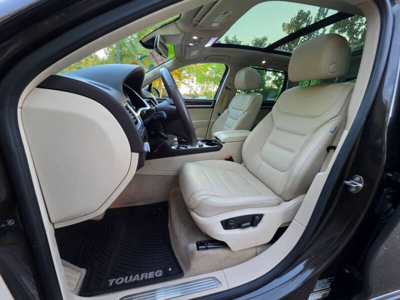 2015 Volkswagen Touareg V6 Executive