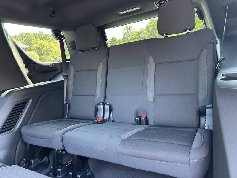 2025 Chevrolet Tahoe LS