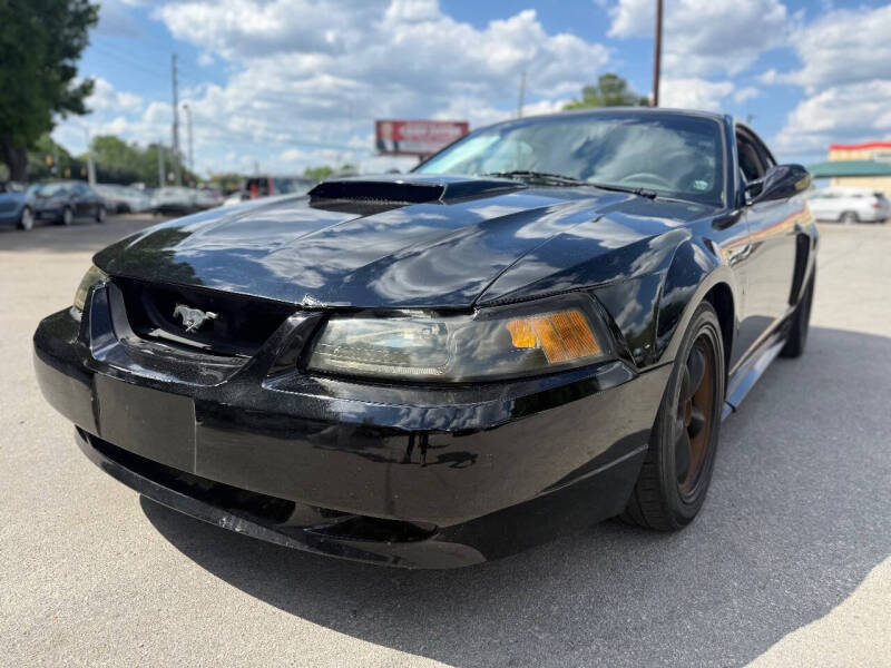 2004 Ford Mustang GT Deluxe