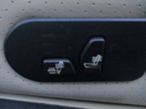 2004 Cadillac Escalade