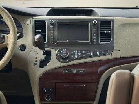 2011 Toyota Sienna