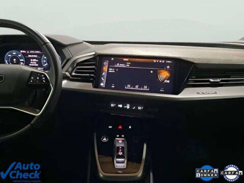 2024 Audi Q4 e-tron Premium 40