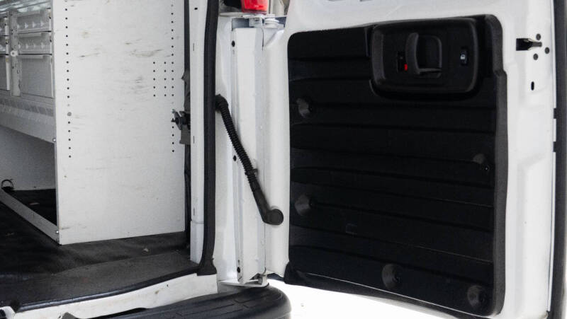 2024 GMC Savana 2500