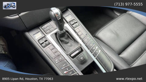 2015 Porsche Macan Turbo