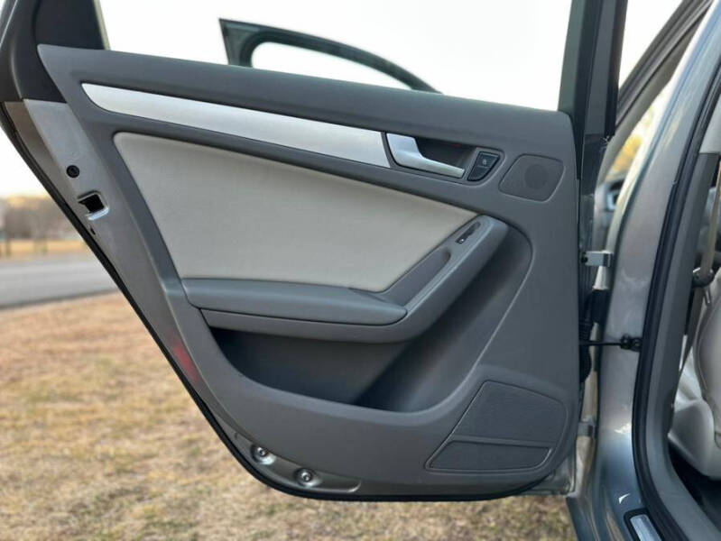 2010 Audi A4 2.0T quattro Premium Plus