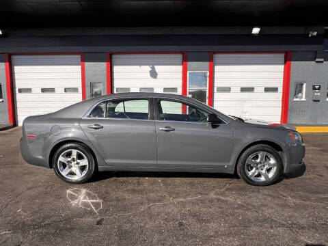 2009 Chevrolet Malibu for sale at Autoplex MKE in Milwaukee WI