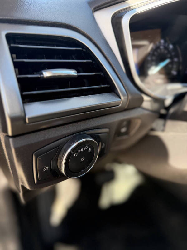 2013 Ford Fusion Hybrid SE