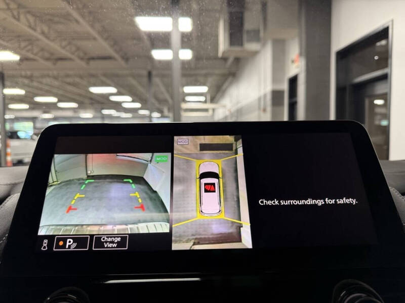 2023 Infiniti QX80 Sensory