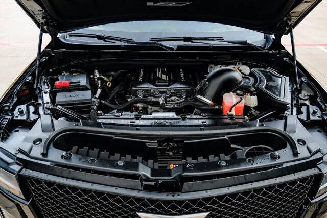 2023 Cadillac Escalade-V