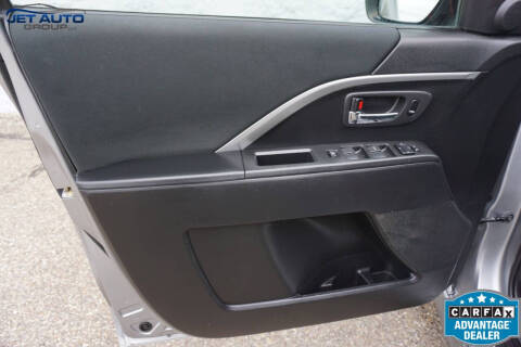2013 Mazda MAZDA5 Touring