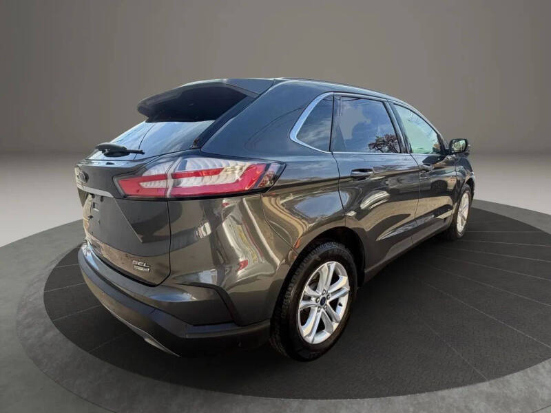 2020 Ford Edge