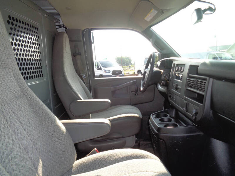 2017 Chevrolet Express 2500