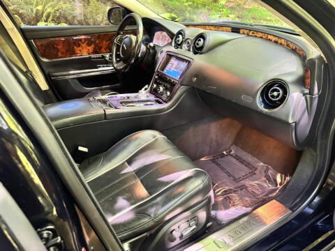 2011 Jaguar XJ