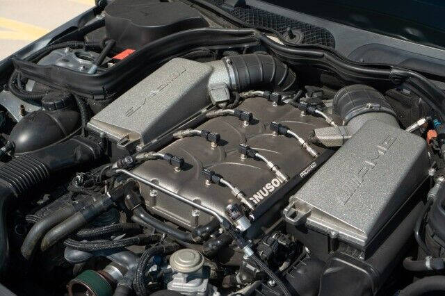 2012 Mercedes-Benz C-Class C 63 AMG