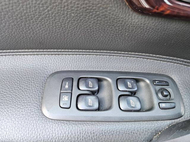 2006 Volvo V70 2.5T