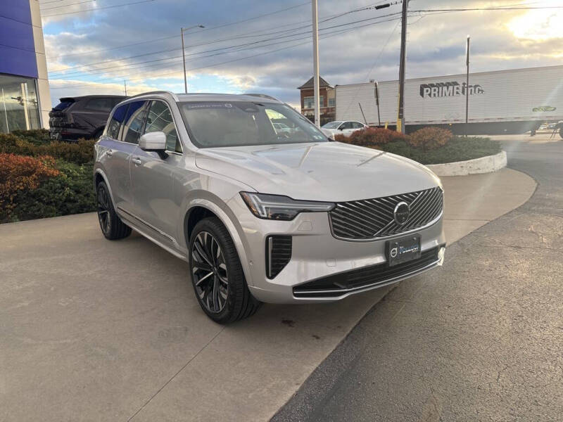 2025 Volvo XC90 B6 Plus Bright Theme 7P