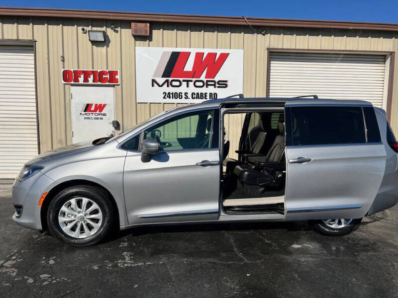 2018 Chrysler Pacifica Touring L