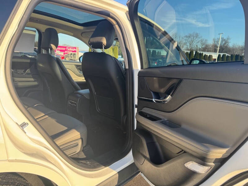 2023 Lincoln Corsair Standard