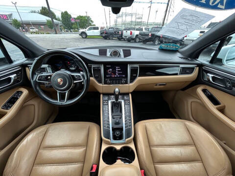 2017 Porsche Macan GTS
