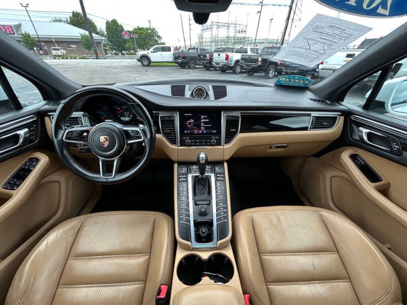 2017 Porsche Macan GTS
