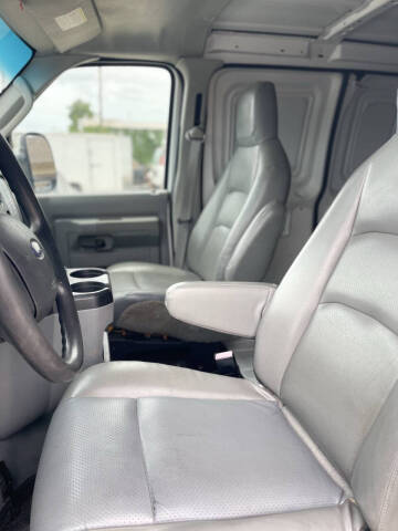 2009 Ford E-Series E-250
