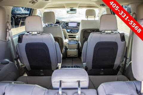 2021 Chrysler Pacifica Touring L