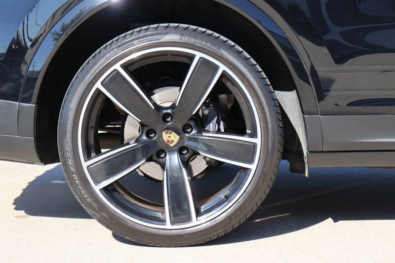 2021 Porsche Cayenne Coupe