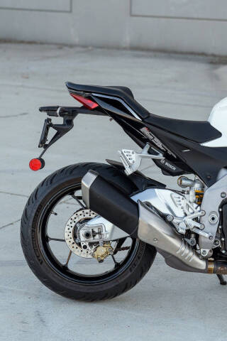 2015 Aprilia Tuono V4