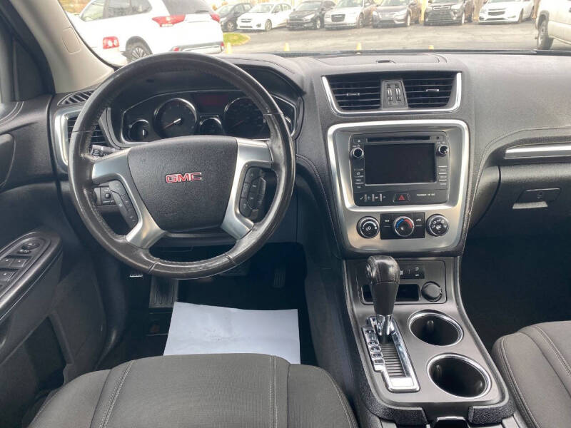 2013 GMC Acadia SLE-2