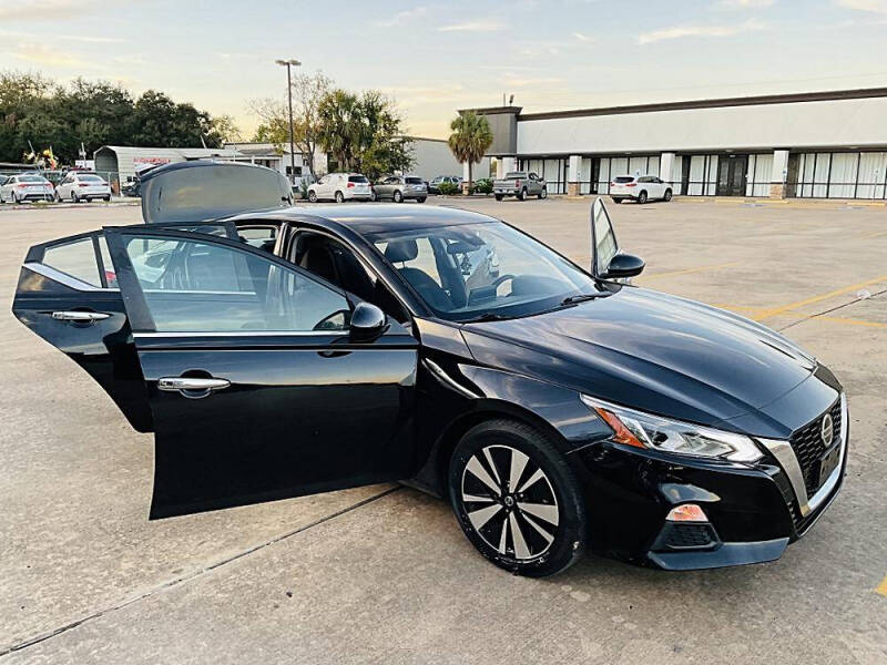 2021 Nissan Altima 2.5 SV