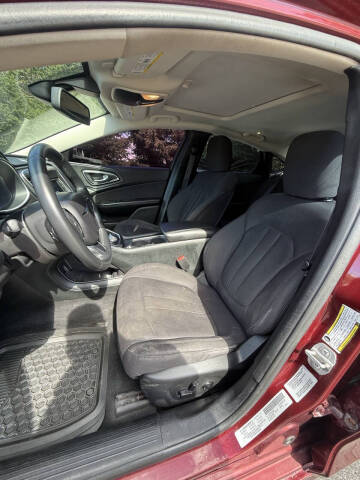 2015 Chrysler 200 Limited
