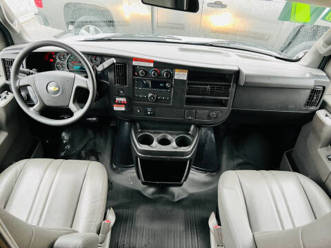 2017 Chevrolet Express LS 3500