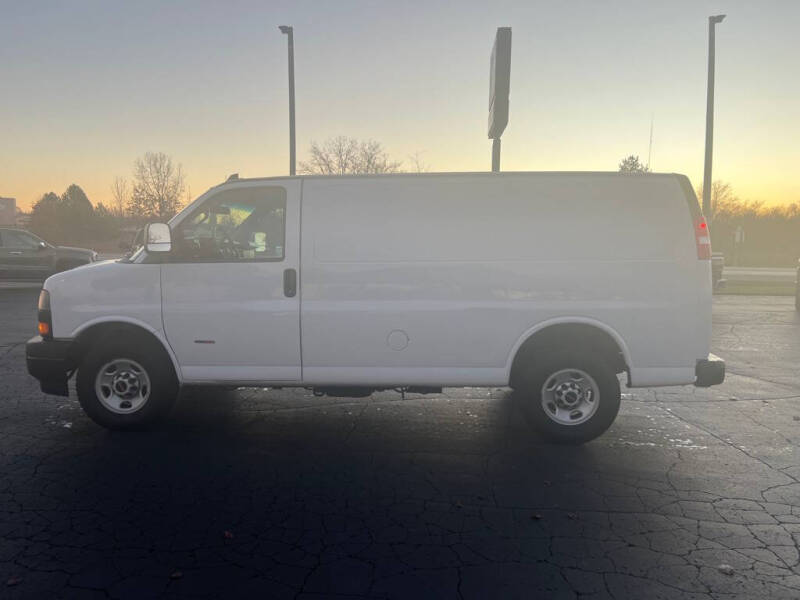 2019 GMC Savana 2500