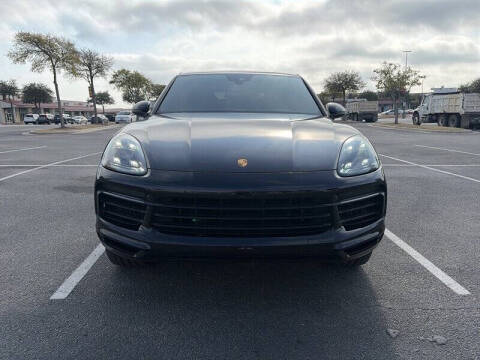 2020 Porsche Cayenne S Coupe