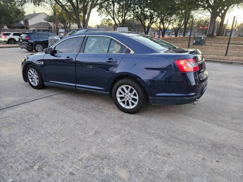 2012 Ford Taurus SE