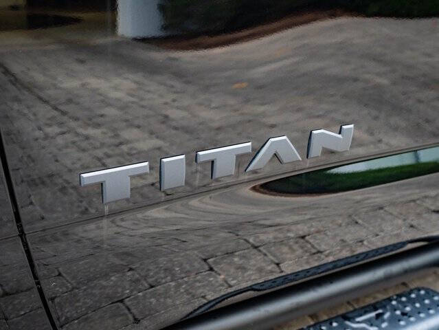 2024 Nissan Titan SV