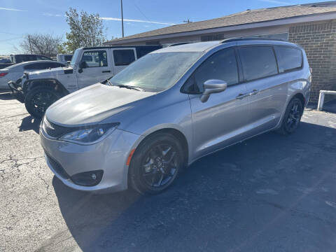 2019 Chrysler Pacifica Touring L