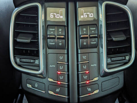 2016 Porsche Cayenne Turbo S