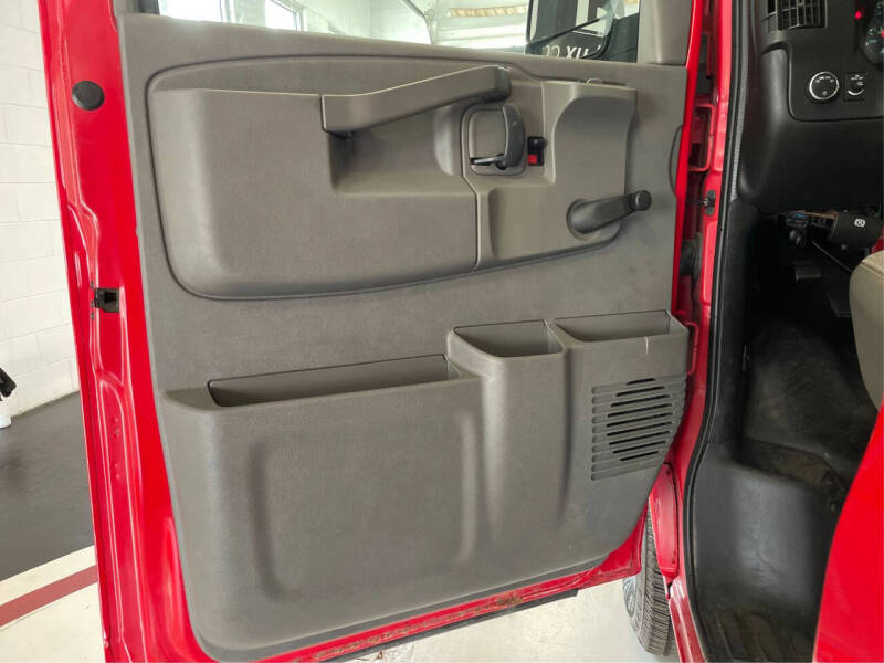 2017 GMC Savana 3500