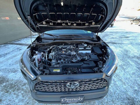 2024 Toyota Corolla Cross LE