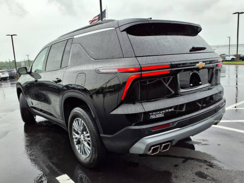2024 Chevrolet Traverse LT