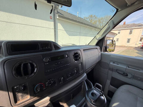 2013 Ford E-Series E-250