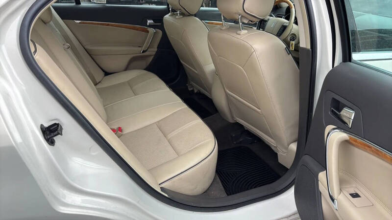 2012 Lincoln MKZ