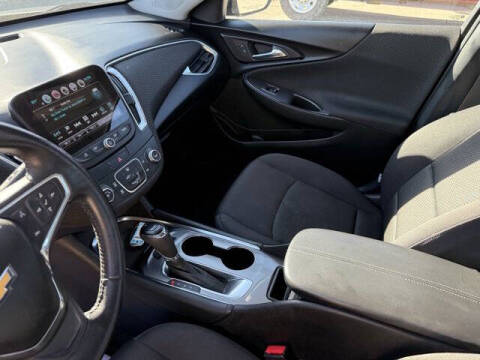 2017 Chevrolet Malibu LT